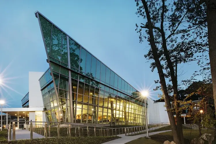 Stonewall Studios Announces Partnership with KSQ Design; Its Newest Location